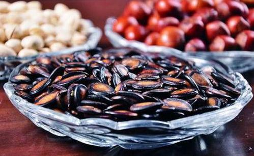 吃瓜不嗑瓜子,揭秘网络热词背后的趣味与智慧